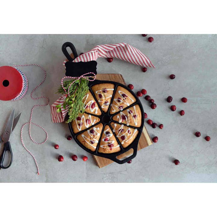 TableCraft Products Company - Wholesale Cast Iron Skillet - Cast Iron Cookware Corn Bread Skillet with Handle3