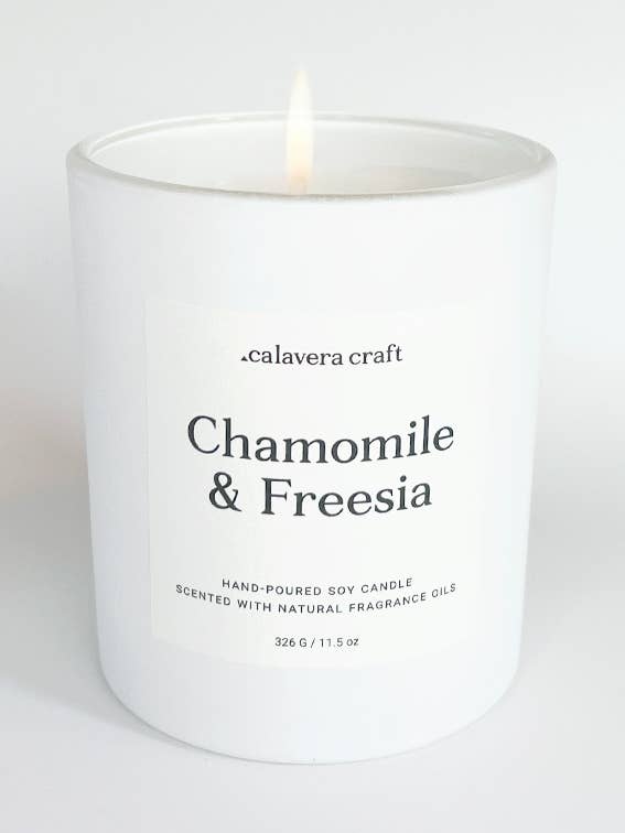 Chamomile & Freesia Soy Candle - 11.5 oz for wholesale by Calavera Craft