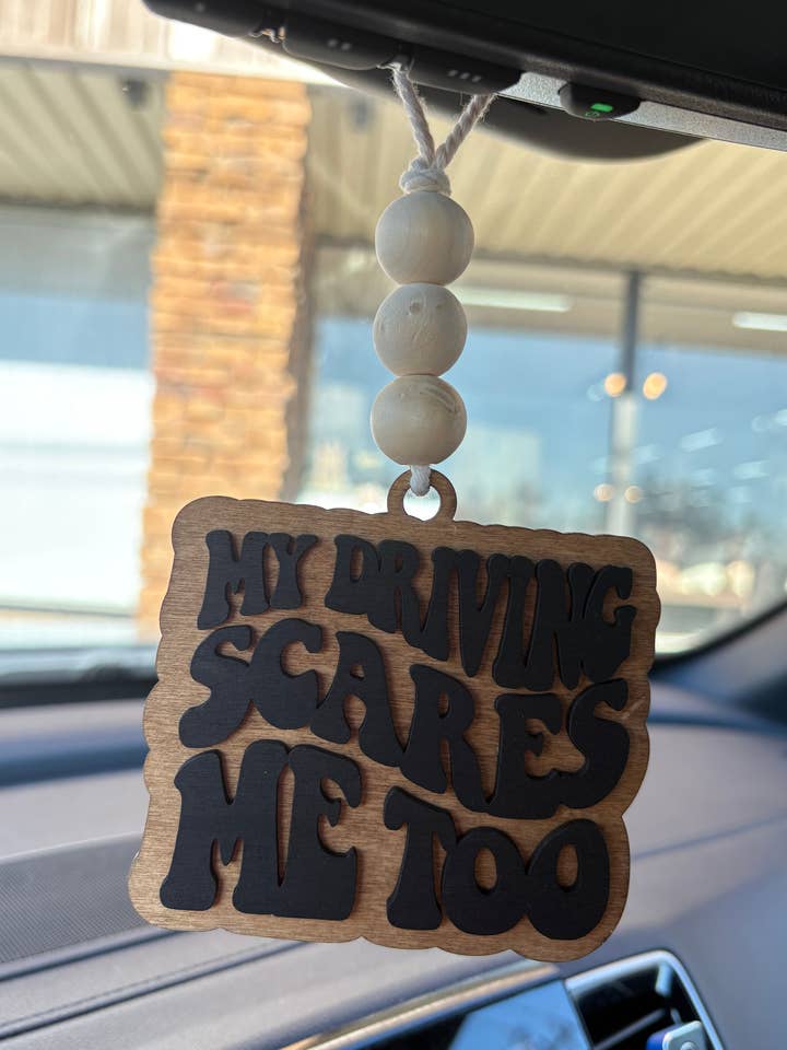 Ma conduite m'effraie trop Car Charm pour la vente par PepperJack Designs