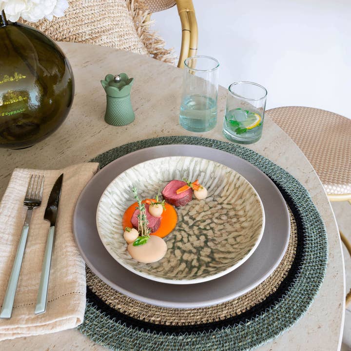 Novastyl - Wholesale Dinner plate - JADE deep plate 20.5cm in green and beige stoneware5