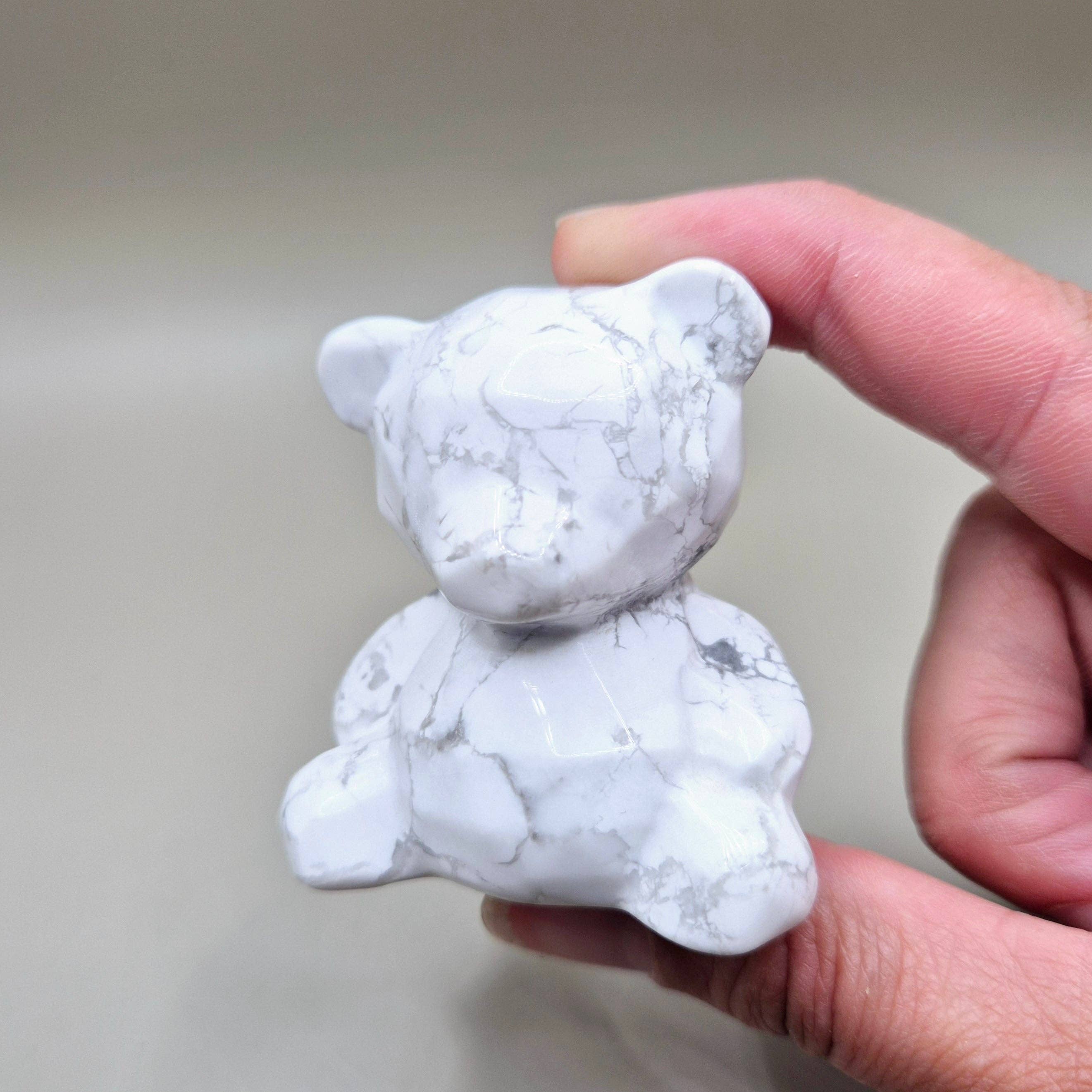 Moonlight Gemstones - Wholesale Spiritual Stone/Crystal - Gemstone Crystal Carving Beer – Howlite0