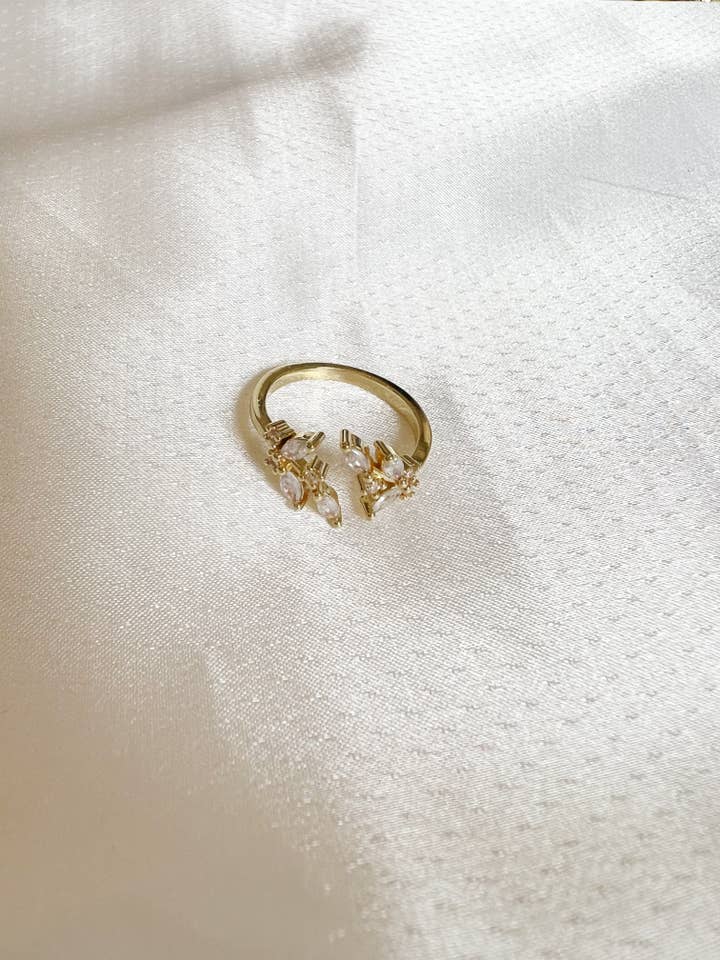 Bague Kyndra pour la vente par Starlite By J