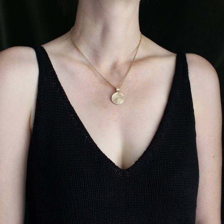 Vis a Vis Jewelry - Wholesale Individual Charm/Pendant - Circular Labyrinth of Knossos Pendant1