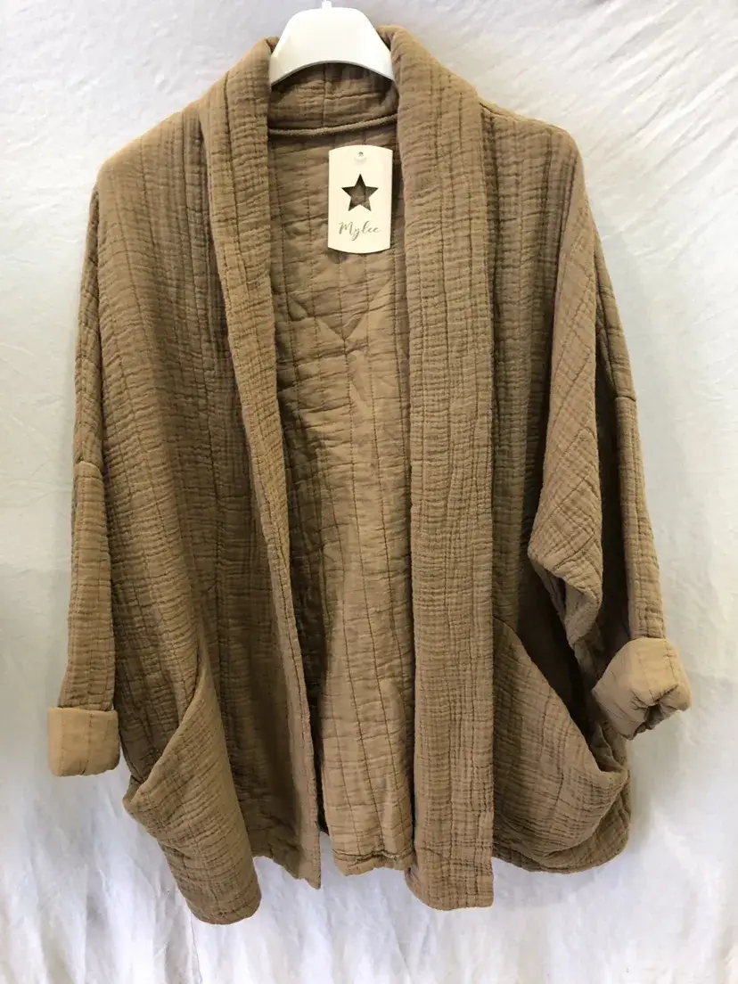 Mimi & Gogo – wholesale Jacket – Women's – Quilted Kimono-Style Jacket @5354_KimonoGaz1