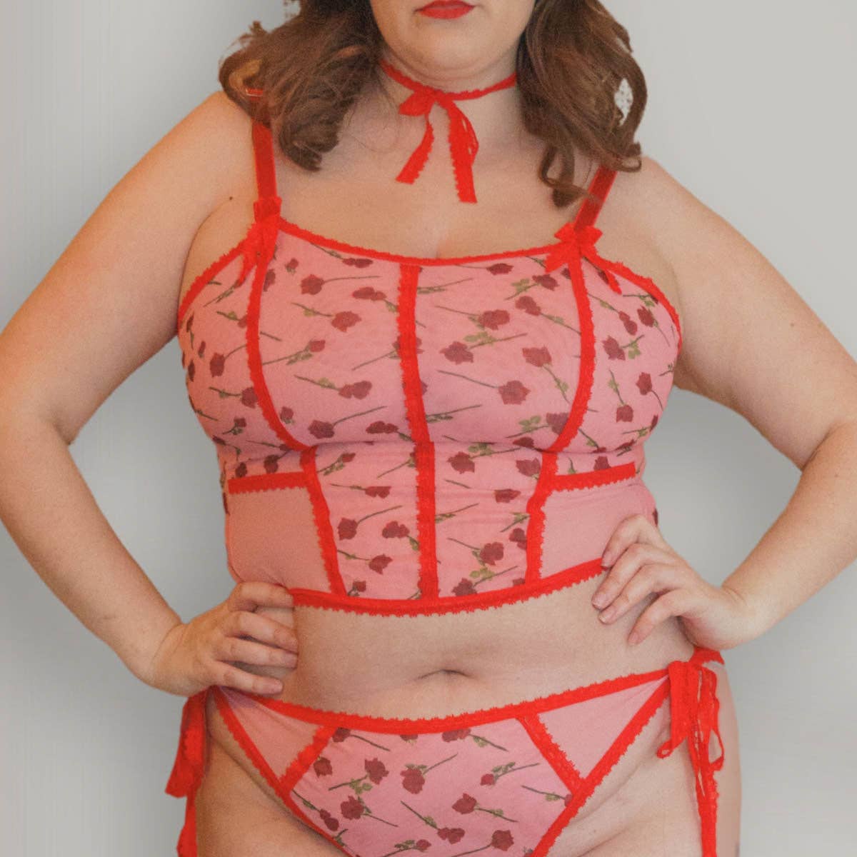 A Dozen Roses Printed Corset for wholesale on Faire5