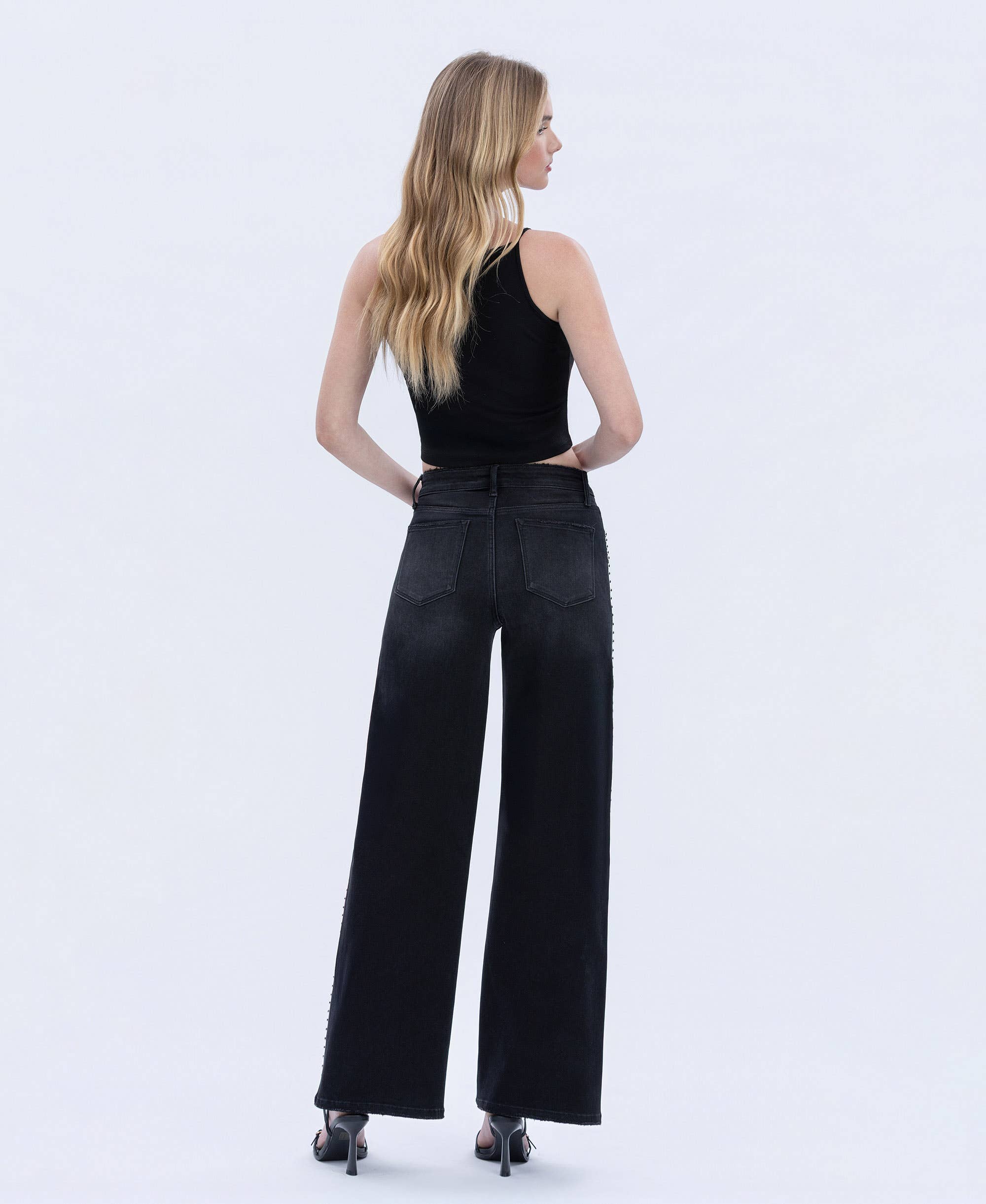 Noir JEAN LARGE DÉTAIL CLOU TÊTE DE DÔME ARGENTÉE HAUTE V3712BK en vente sur Faire5