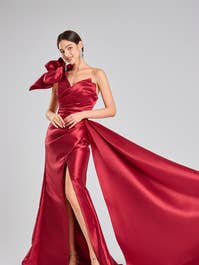 Asymmetric long taffeta dress with 3D flower for wholesale by Promarried