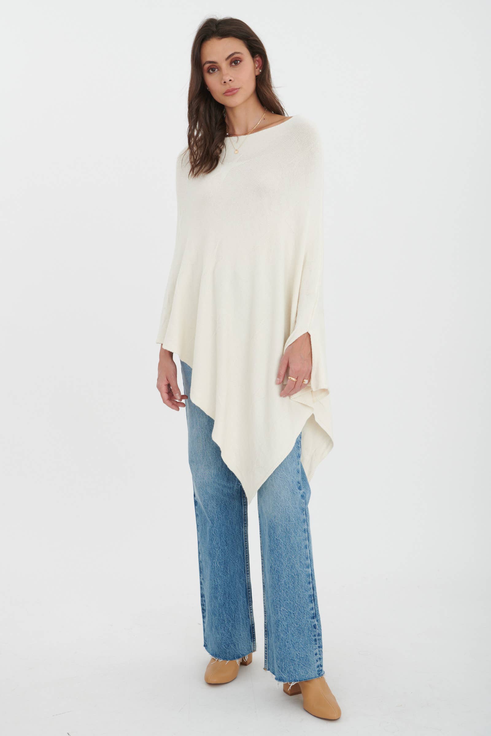 ORNELLA PARIS - Wholesale Poncho - Women's - LEL-P0076 'star' poncho5