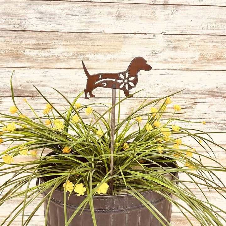 Universal Ironworks USA - Wholesale Garden/Lawn Stake - Dachshund Wiener GARDEN FRIEND Plant Stake