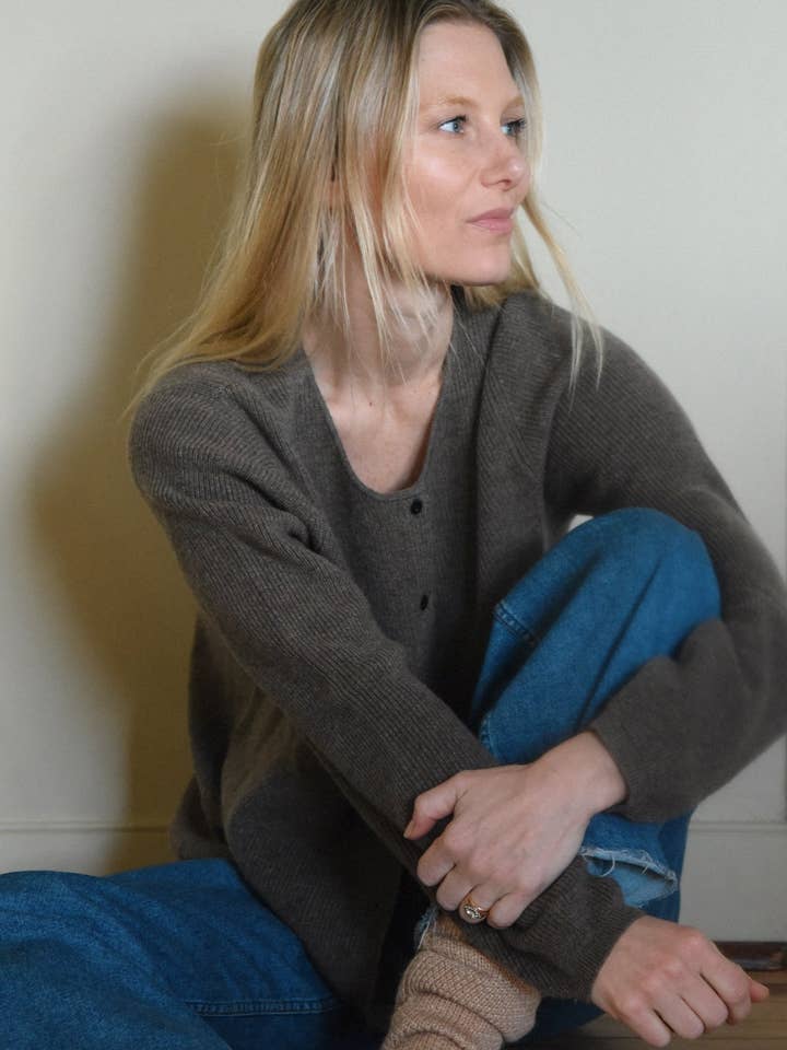 The Cashmere Bianca Top // Cafe for wholesale by Beachwood The Label