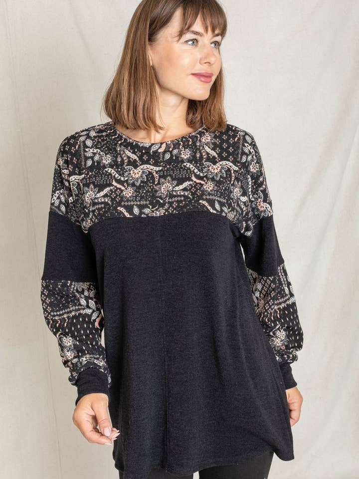 Tunica a blocchi di colore con stampa bandana per la vendita all'ingrosso da parte di EG fashion