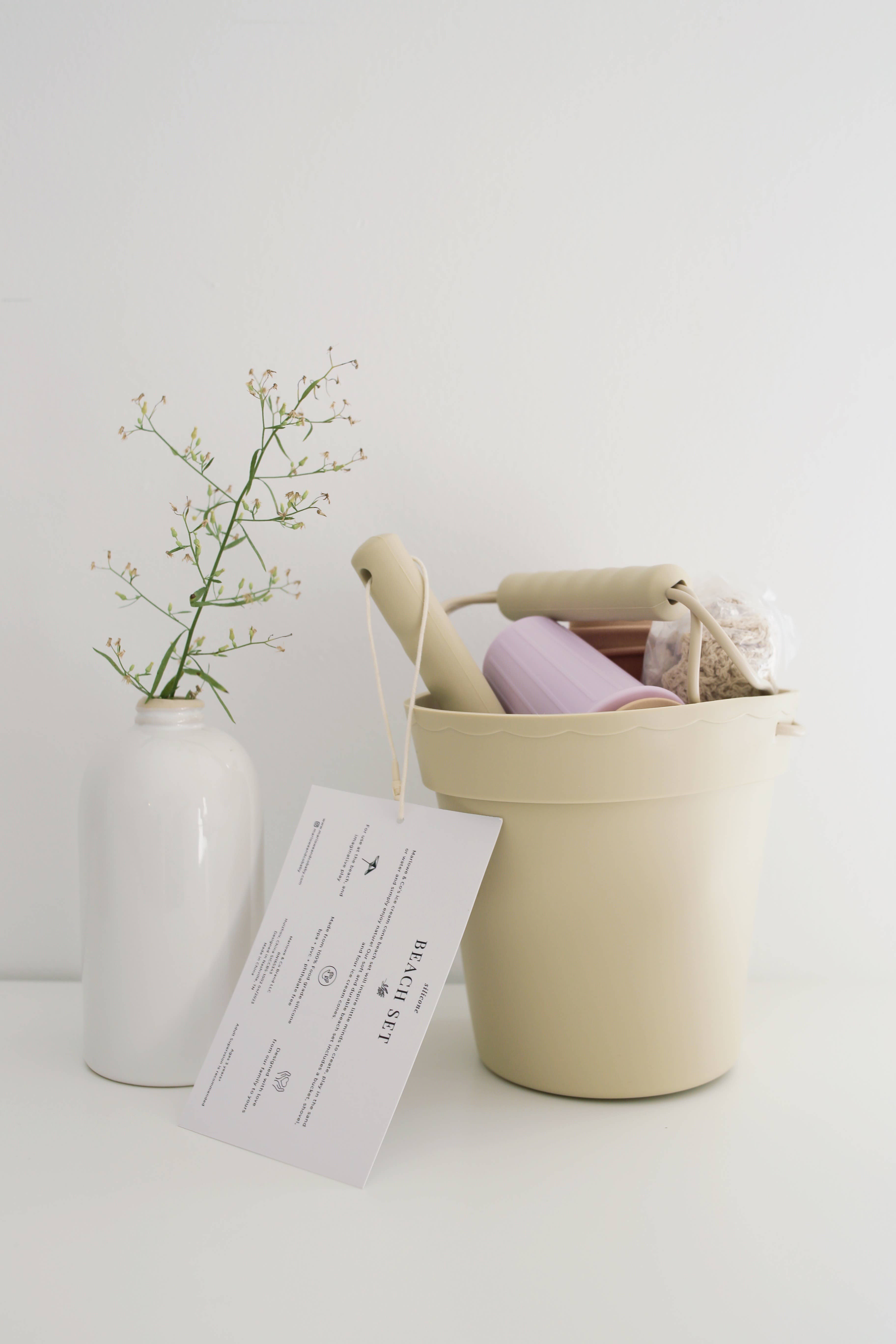 Marlowe & Co - Vente Jouet de plage/piscine - Enfant et bébé - Ensemble de Plage Glace Rétro Classique en Silicone2