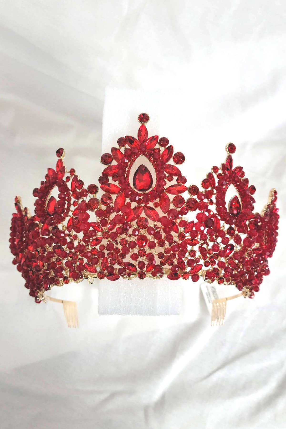 Chicas - Wholesale Tiara - Women's - Metal tiara with crystal balls and jewel rhinestones HT96259