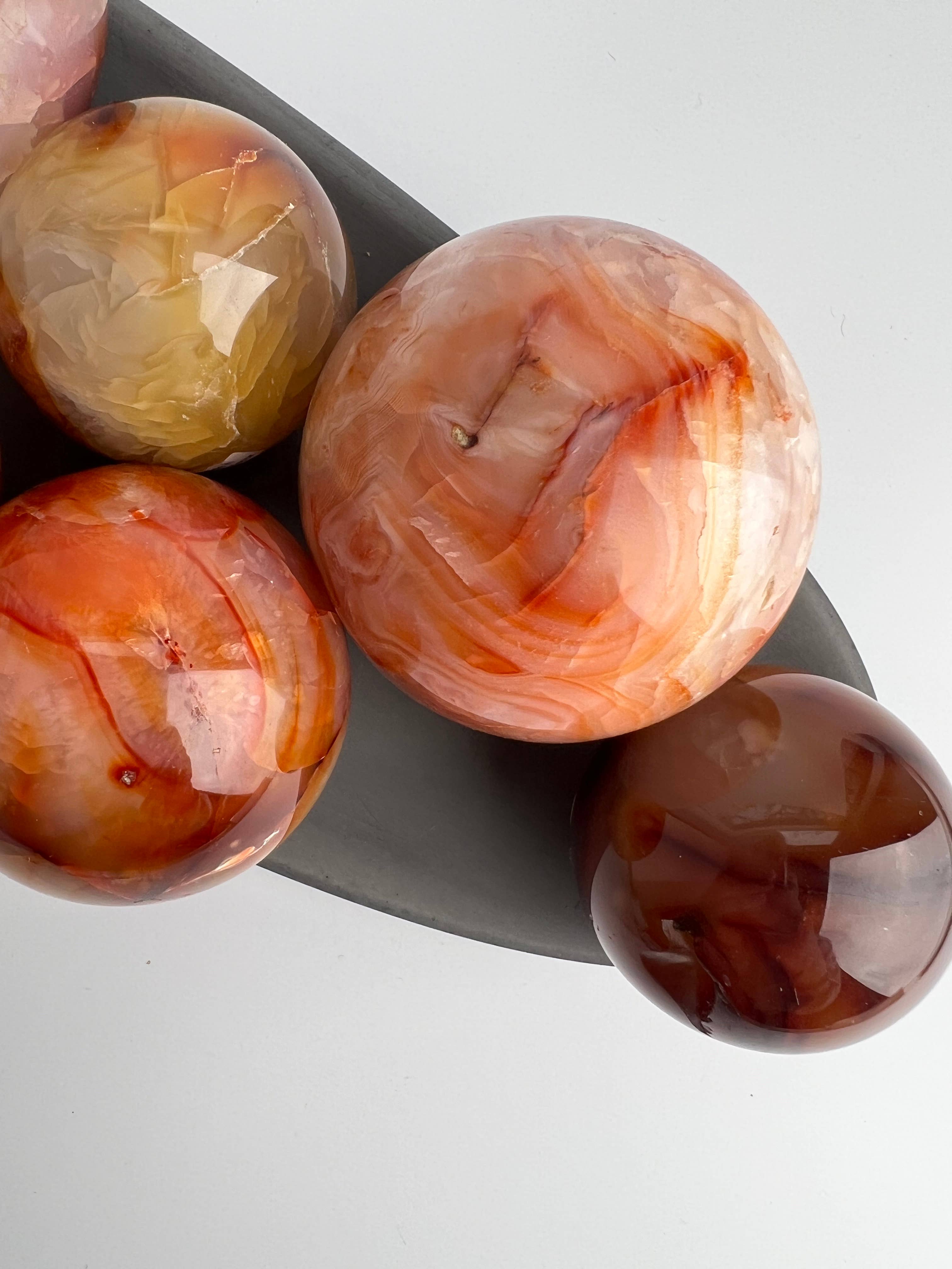 Terra Dawn Minerals - Wholesale Spirituele steen/kristal - Carnelian kristallen bollen2