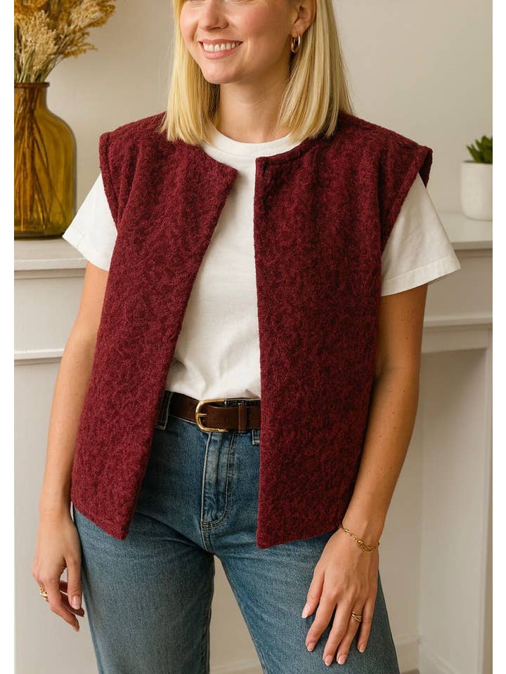 ESTEE BROWN - Wholesale Blazer - Women's - Sleeveless fur jacket - 87191