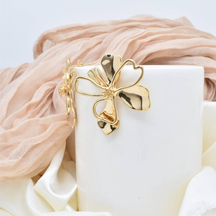 Kapyco - Wholesale Stud/Post Earrings - Stainless steel flower earrings - BO1004031