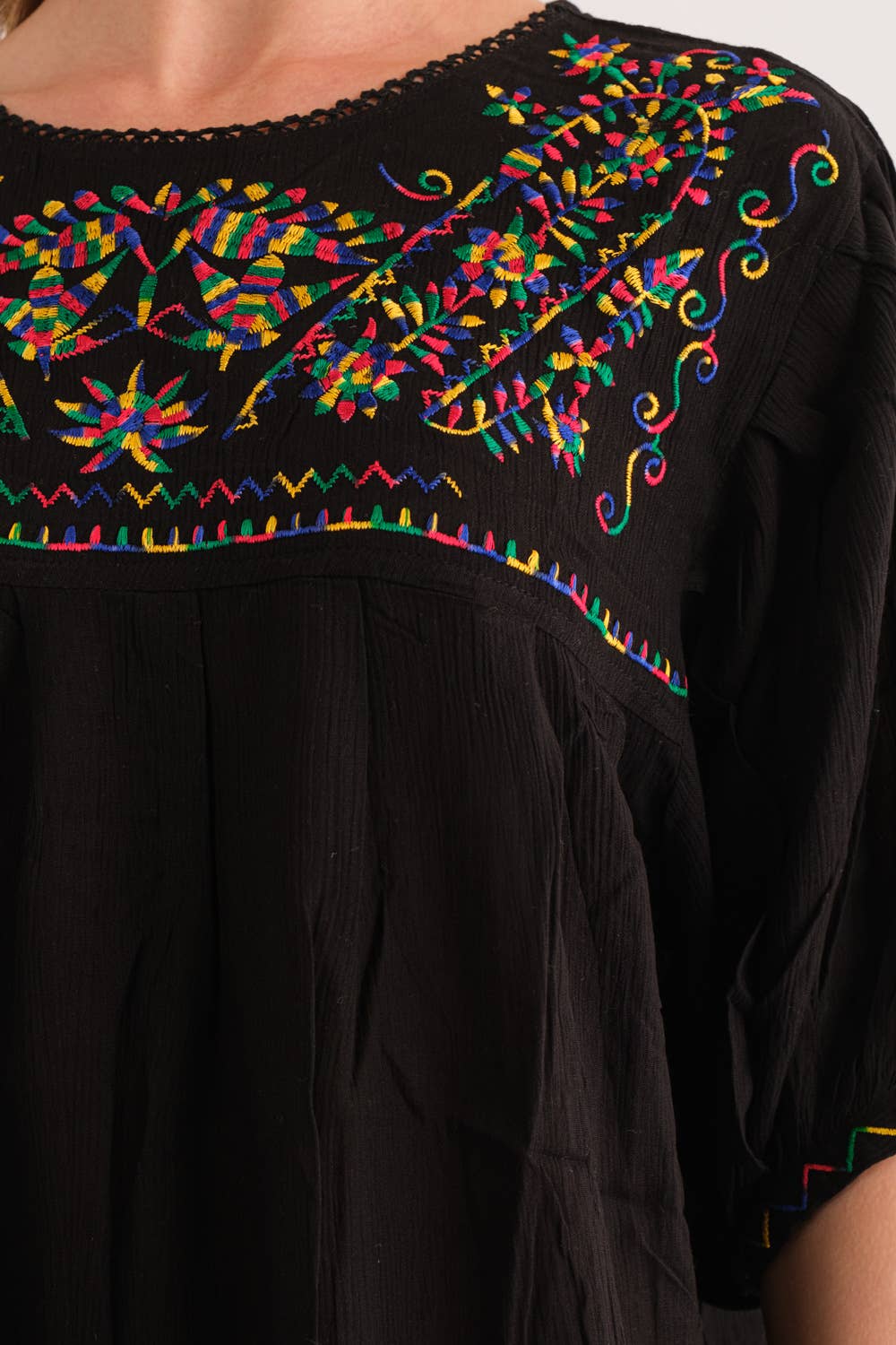 Raj Trading & Imports (USA) Inc. - Vendita all'ingrosso Camicetta - Donna - Top Ricamato Miley15