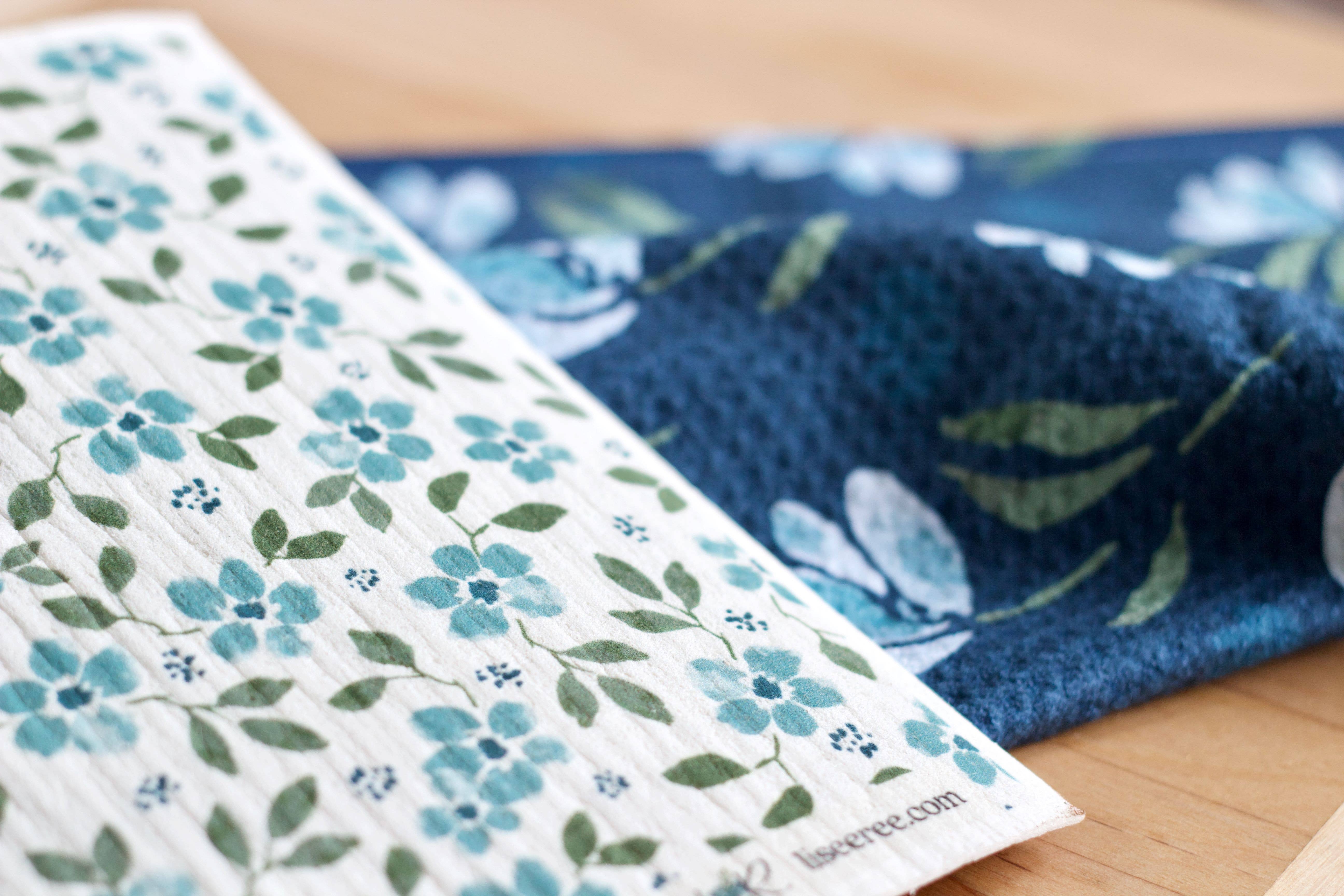 Lisee Ree Designs - Wholesale Tea Towel - Graceful Sway Microfiber Tea Towel3