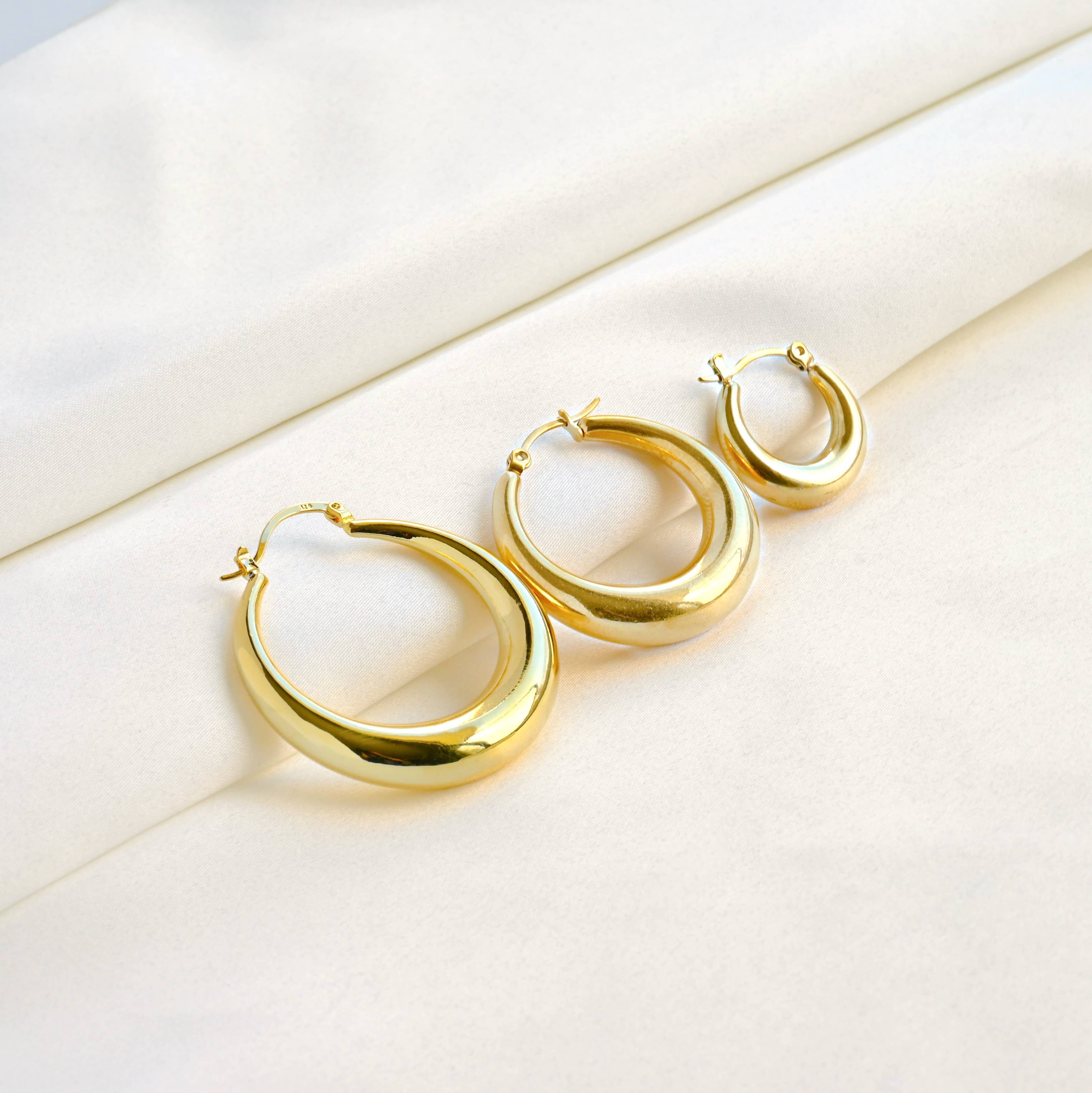 Blueyejewelry - Wholesale Hoop earrings - 18k Gold Crescent Hoops - Lightweight Large Hoop Earrings6