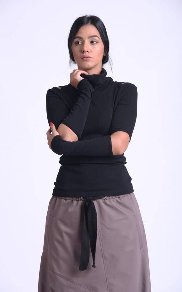 Metamorphoza - Wholesale Knit Top - Women's - Black Casual Top2