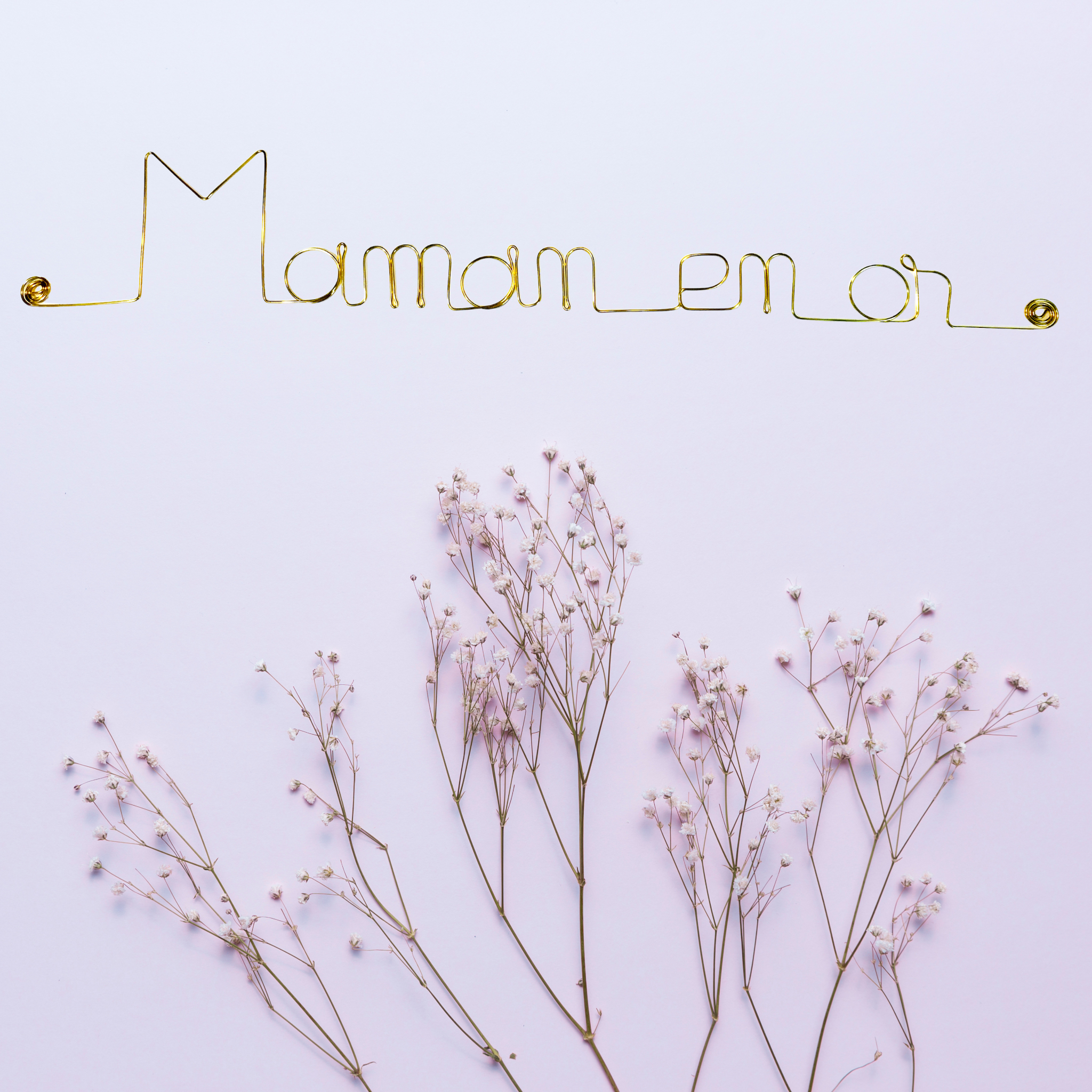 Bijoux de Mur - Wholesale Wall Accent - "Golden Brass Wire Wall Decoration 'Mom in Gold'"3