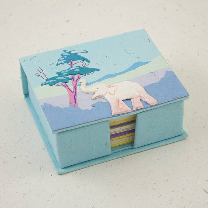 Boîte à notes Éléphant Bleu œuf de merle pour la vente par Mr. Ellie Pooh