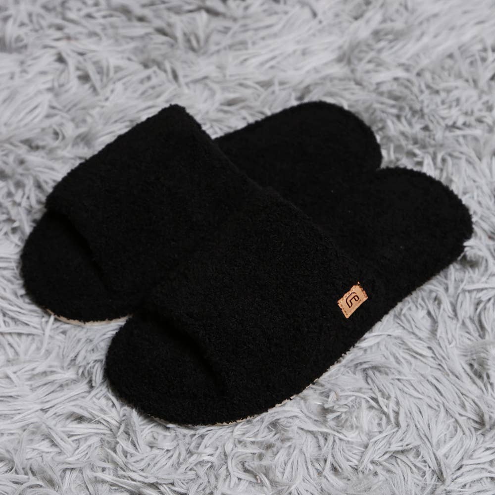 Sensibling Corp. – wholesale Slippers – Women's – Solid Open Toe Soft Home Indoor Floor Slippers
4