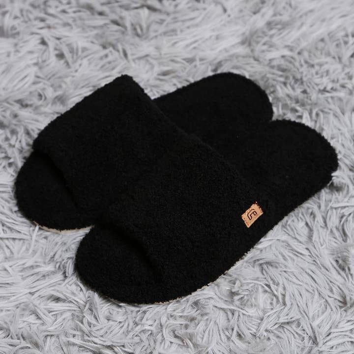 Sensibling Corp. - Vente Chaussons – femme - Chaussons d'intérieur souples à bout ouvert pour la maison4