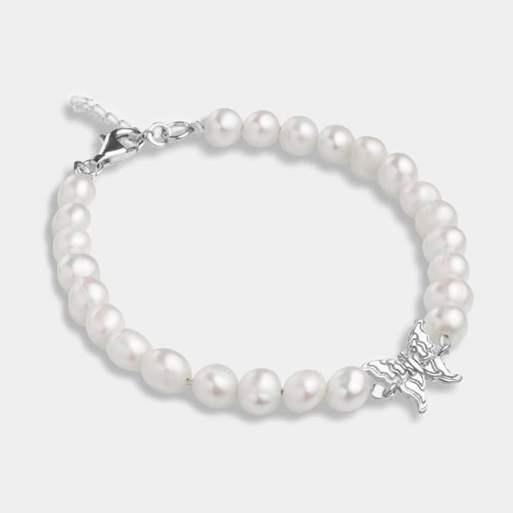 Bracelet Papillion en argent sterling avec perles d'eau douce pour la vente par Nakula Jewelry
