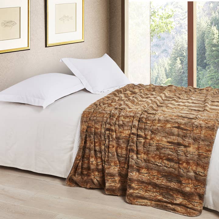 Duke Imports - Wholesale Throw Blanket - "Cedar Bark" Faux Fur Plush Throw Blanket - 50"x70"
