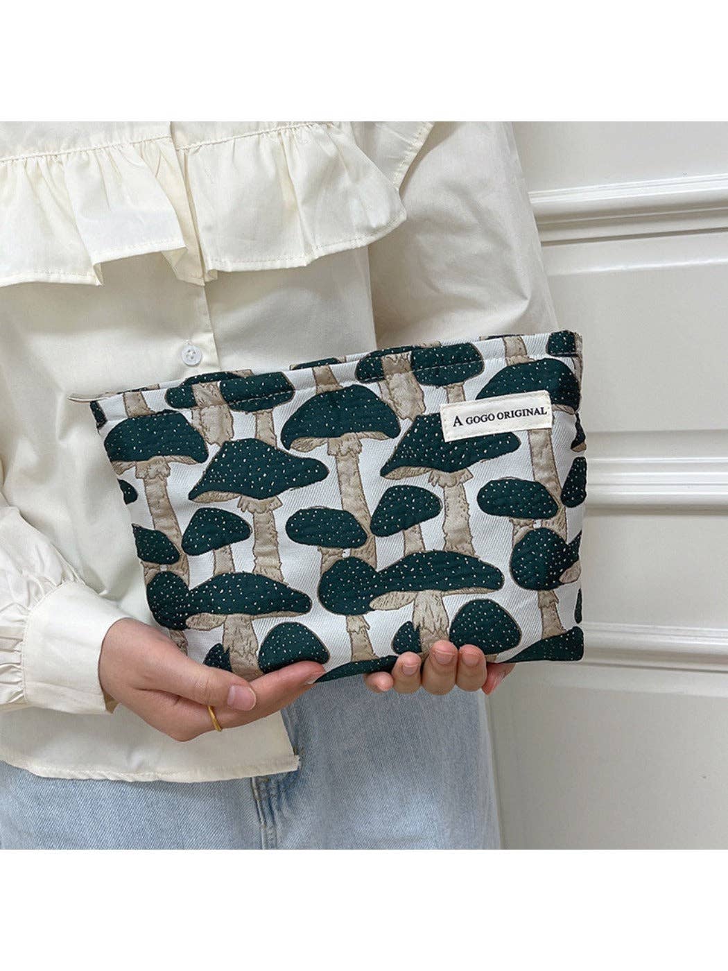 Funkyrel® Atzbranding Limited – wholesale Make-up/cosmetic bag – Cosbai – Canvas Mushroom Travel Makeup Bag1