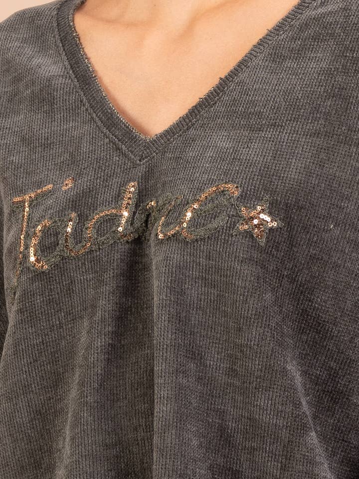 Mimi & Gogo - Wholesale Sweatshirt - Women's - Velvet Sweatshirt I love @4589_HVJadore10