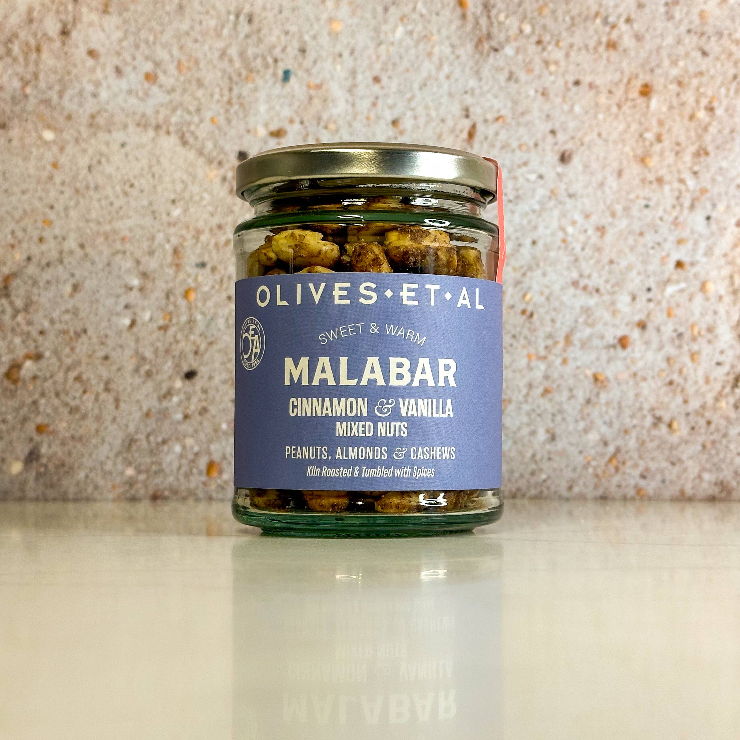 Olives Et Al – wholesale Nuts – Malabar Cinnamon & Vanilla Mixed Nuts1