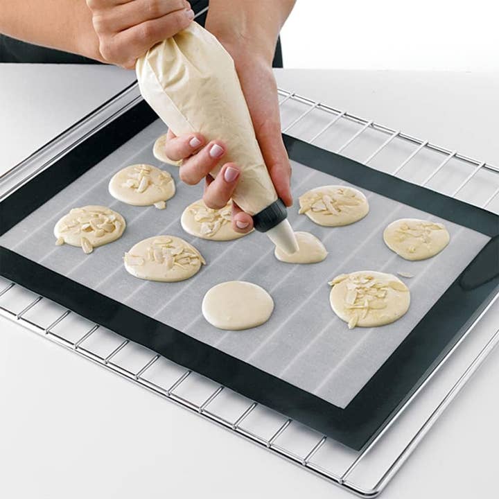 Vigor Path - Wholesale Baking Sheet/Mat - Premium Non-Stick Silicone Baking Mat Set of 2 Sheets - 15.7'x23.6'inch - Food Safe, Heat-Resistant, Reusable & Nonstick Mat for Cookie Oven, Macarons, Bread & Pastry - Black (Large)