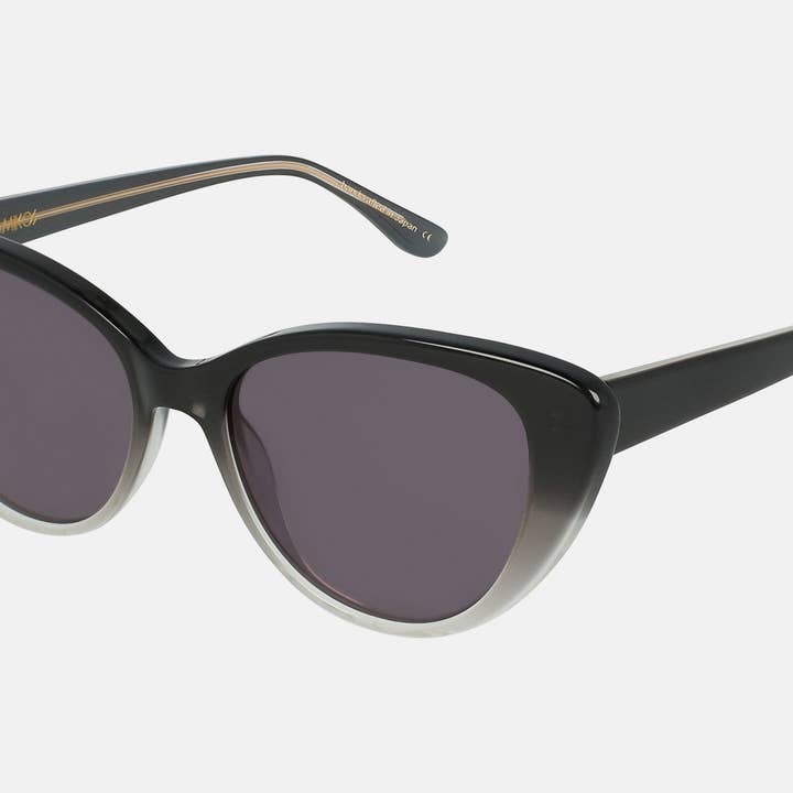 DELILAH for wholesale by Dynamikos