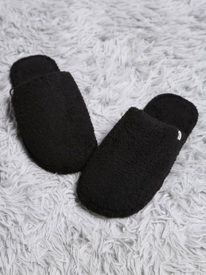 Jasper Trading LLC - Wholesale Slippers - Women's - JCL2127 SOLID COLOR LUXURY SOFT SLIPPER- BLACK2