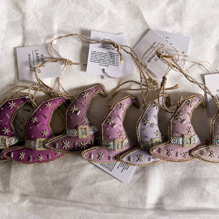 Katie Larmour Linen – wholesale Ornament – (7pcs) Assortment Purple Handmade Witch Hat Linen Halloween1
