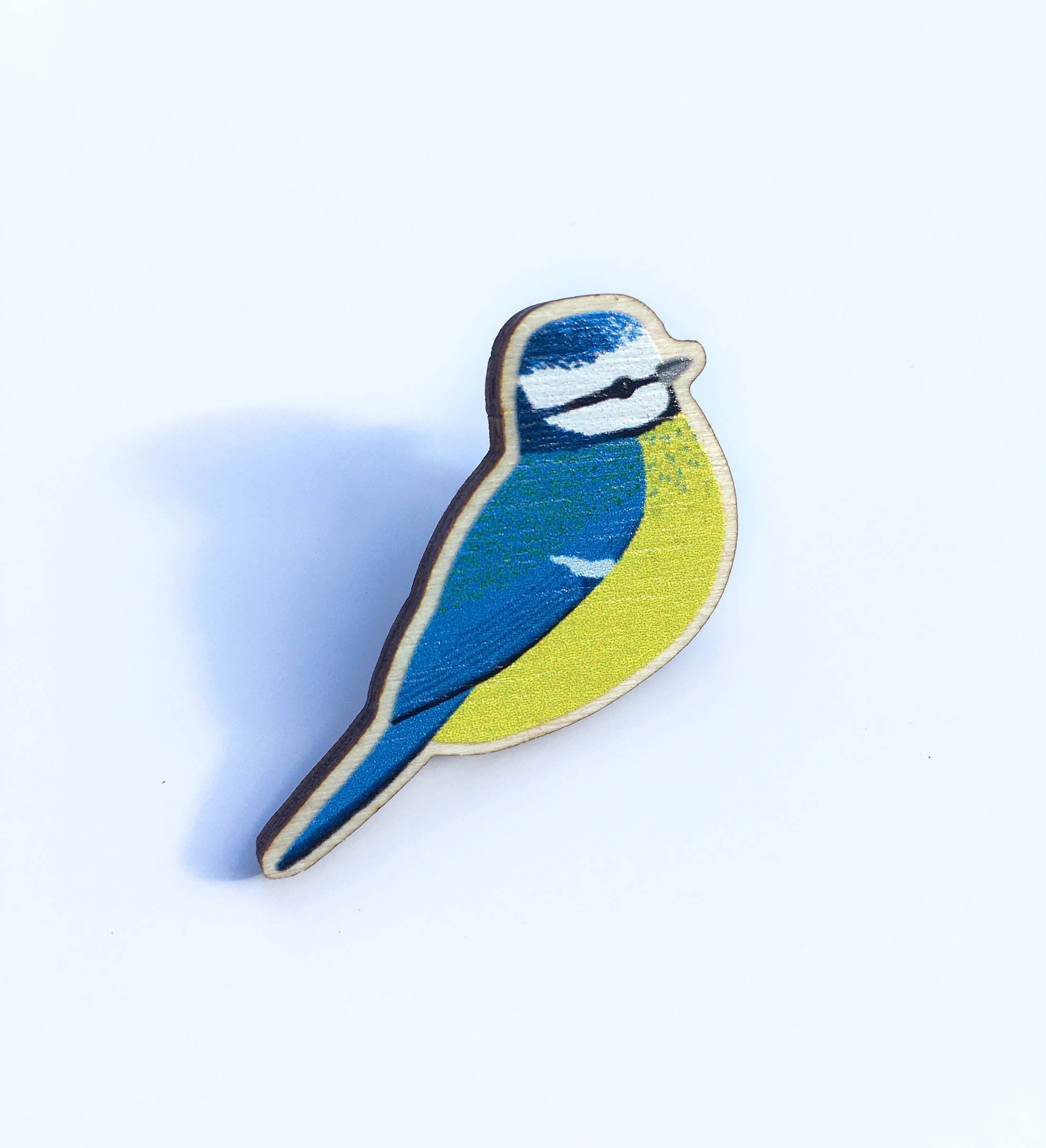 Tom Hardwick - Wholesale Reversspeld/knoop - Blauwe mees houten vogelspeld - verantwoord geproduceerd berkenmultiplex2