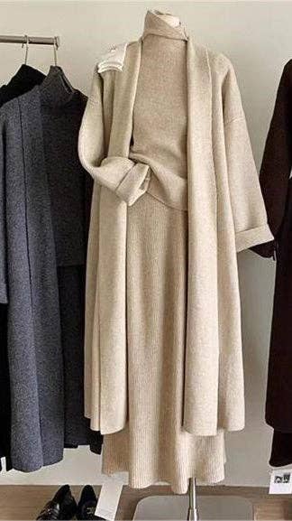 Sweetkama - Vendita all'ingrosso Completo top e gonna - Donna - Set maglione in maglia da donna in tinta unita 3 pezzi 0771