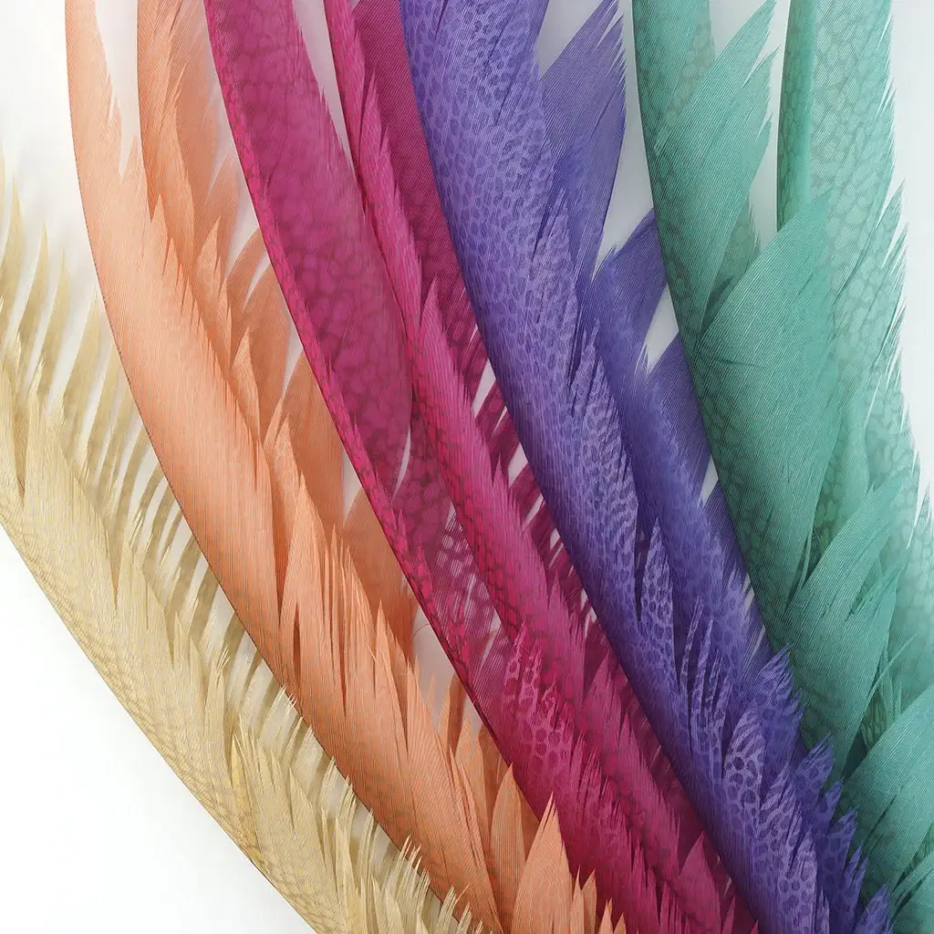 Zucker Feather Products - Vente Plume - Queues centrales de faisan doré teintées en argent Dunn Blue3