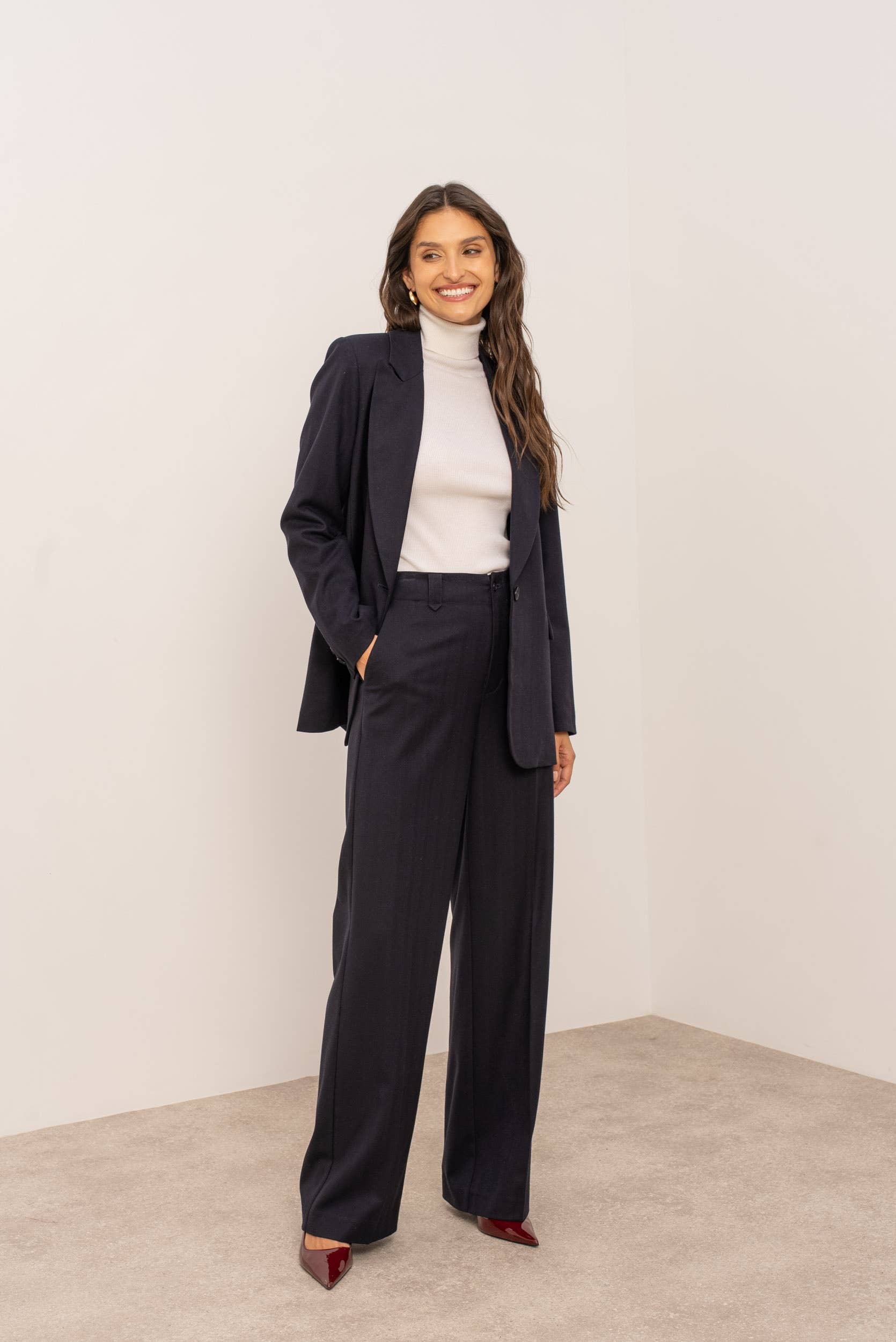 Attentif Paris - Wholesale Suit Jacket - Women's - Single-button straight blazer4