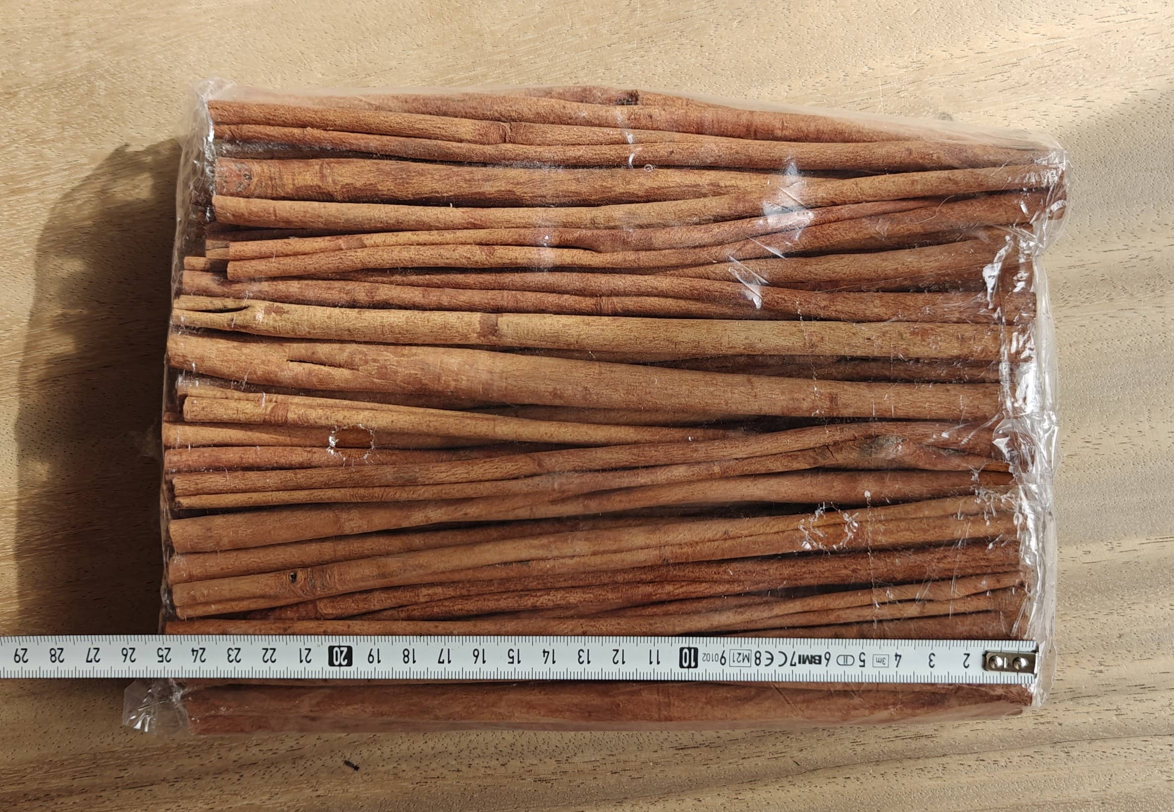 Product Import Holland - Wholesale Decorative tabletop object - 1Kg Cinnamon stick A/AA 25 CM - decoration - Christmas - cinnamon2
