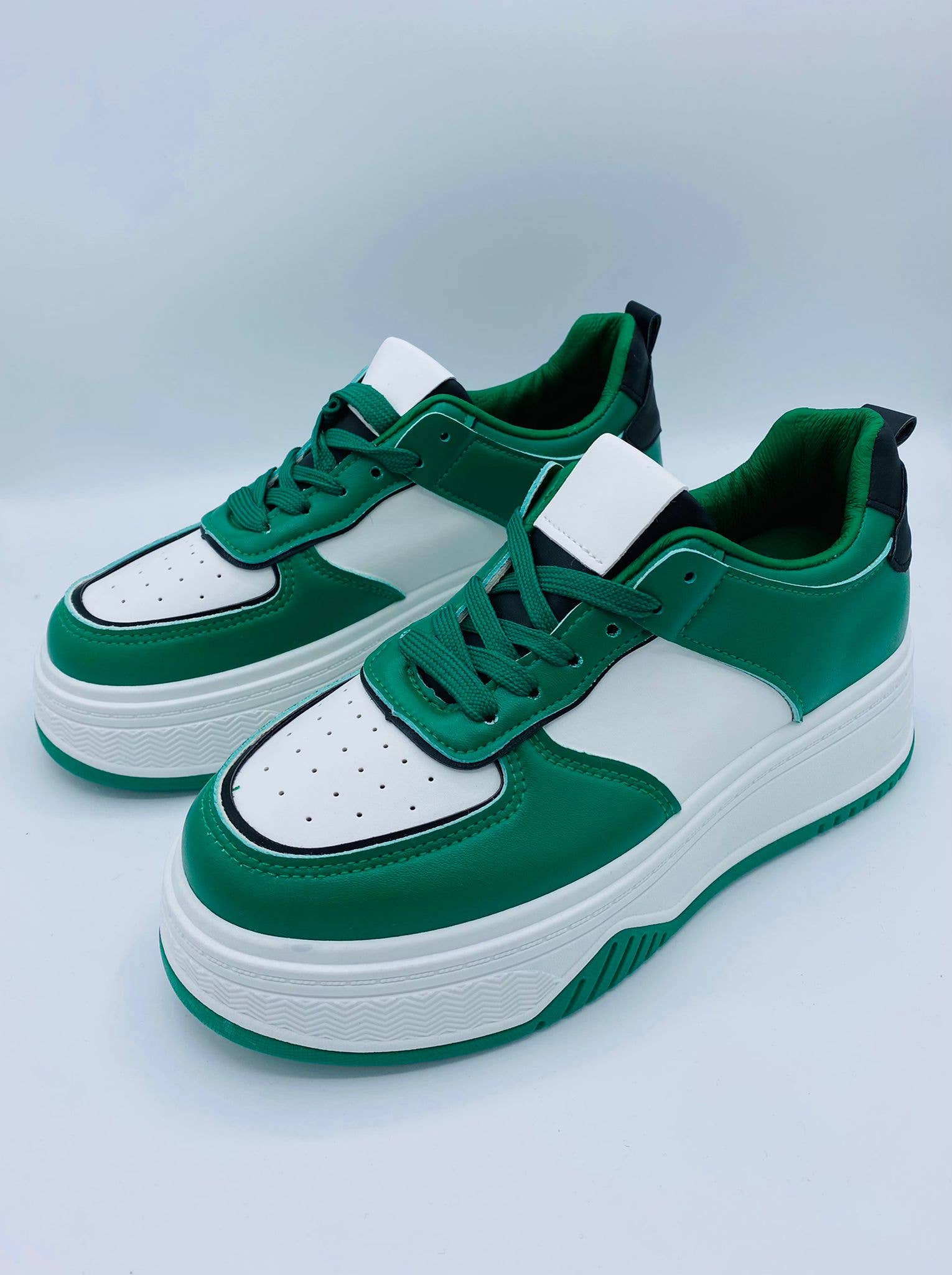 Vera Shop - Wholesale Lifestyle Sneakers - Women's - PLATFORM SNEAKERS3