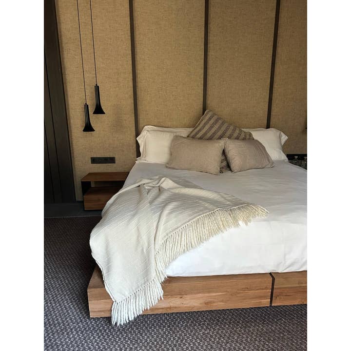 MAMAKAY - Wholesale Decoratiedeken - Aymara - Sjaaldeken van 100% baby alpaca6