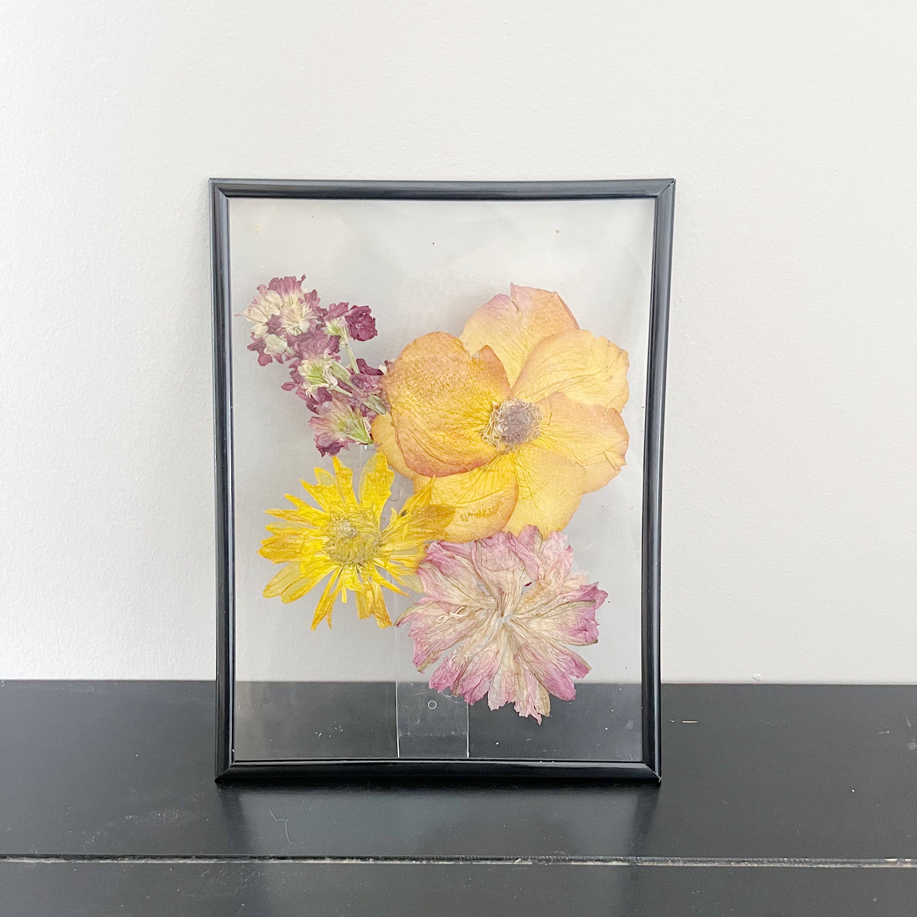 Purchase Wholesale frame for pressed flowers. Free Returns & Net 60 Terms  on Faire