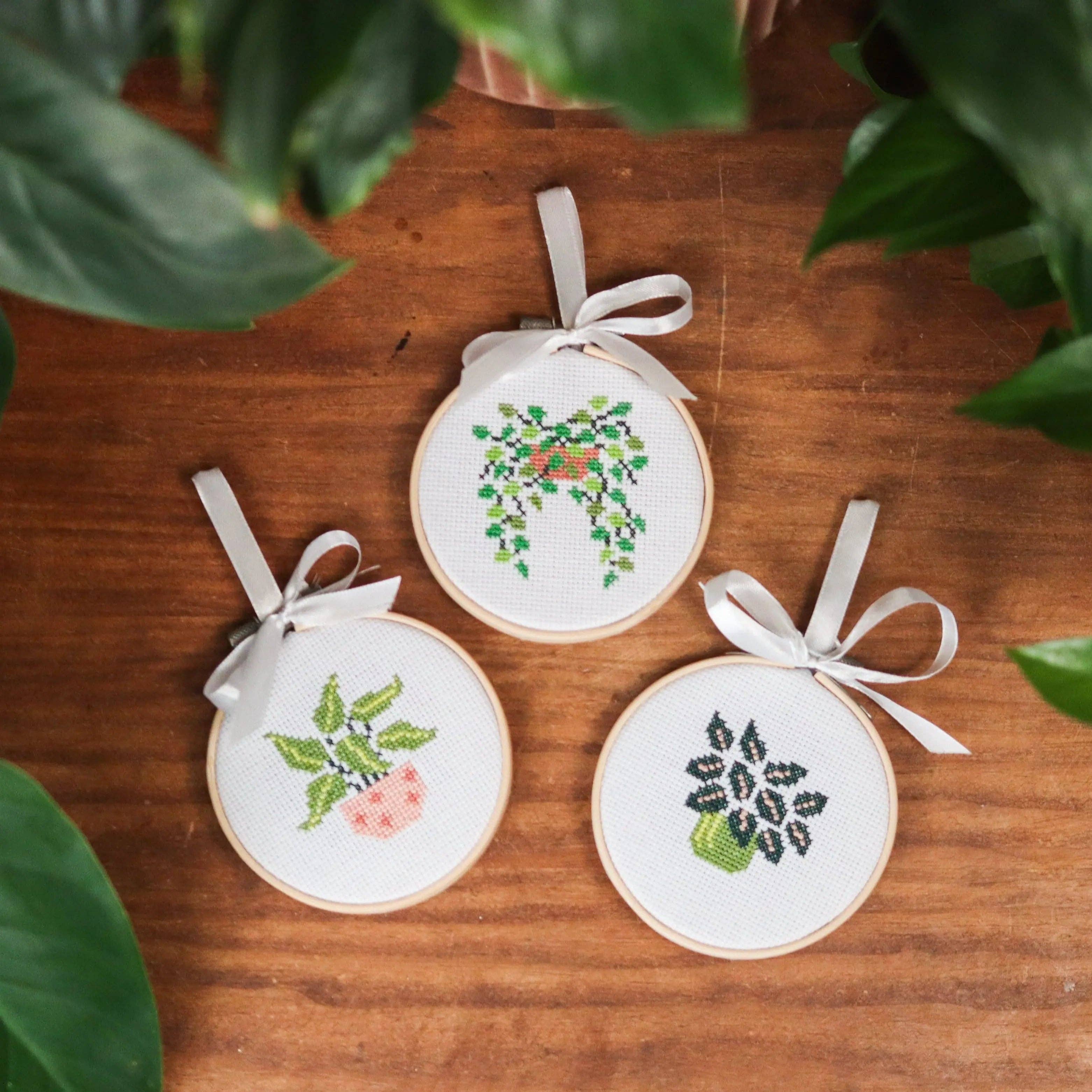 Craft Club - Wholesale Embroidery/cross-stitch supplies - POT PLANT MINIS - Cross Stitch Kit