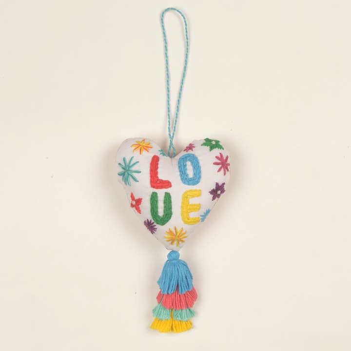 Silaiwali - Wholesale Ornament - Embroidered Heart with Woollen Tasel — Ornament2