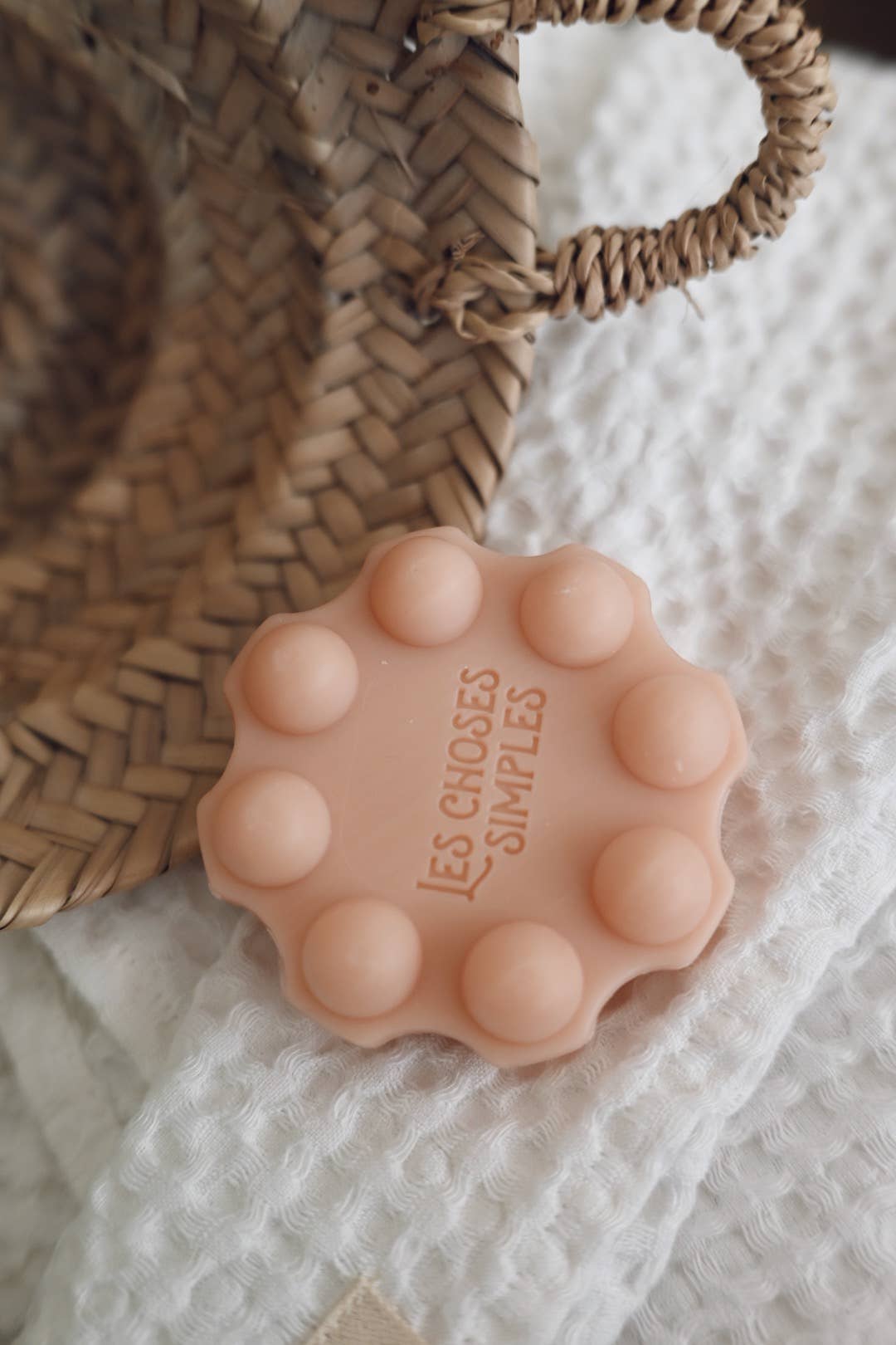 Les Choses Simples – wholesale Schampopuck/Schampo i fast form – Schampotvål Nr4 Apelsinblom2