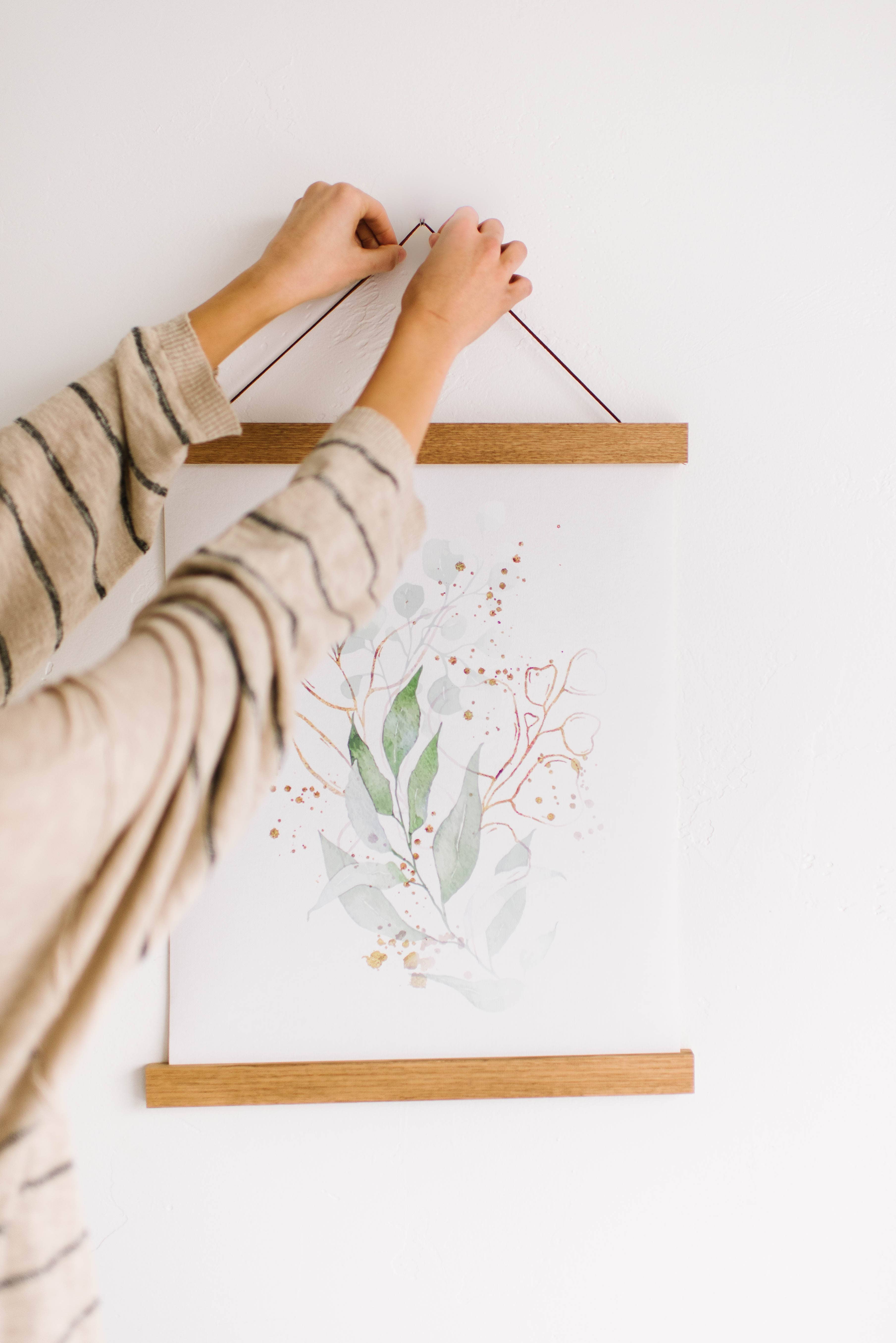 Hanger Frames - Wholesale Picture Frame - 11" MAGNETIC Poster Hanger Frame for 8x10 Landscape Prints8