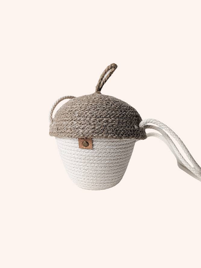 Acorn - Panier de cueillette avec corde de lin pour la vente par The Nestling Company